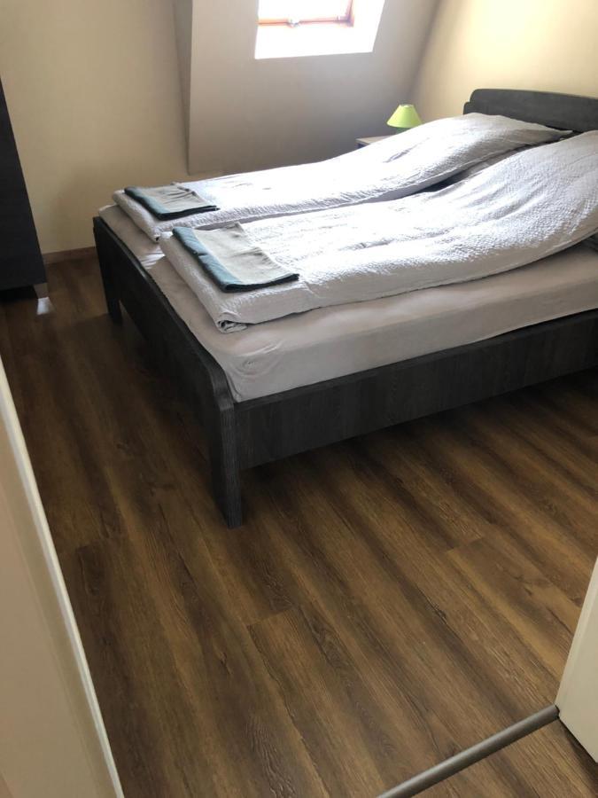 Alina Apartmanok Hajduszoboszlo Bagian luar foto
