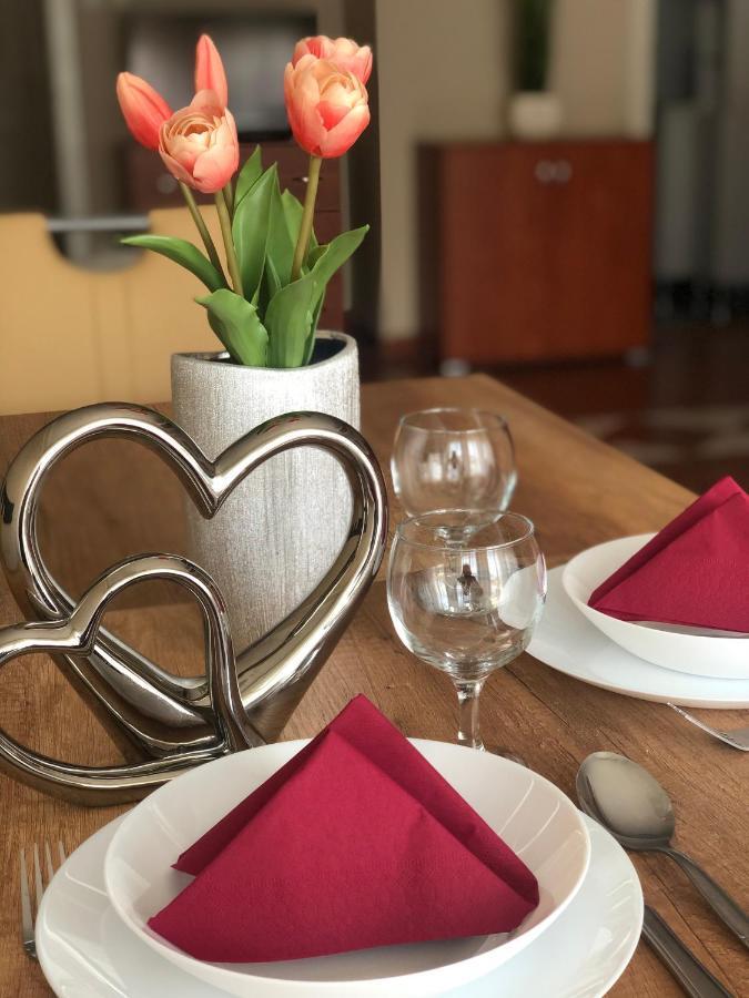 Alina Apartmanok Hajduszoboszlo Bagian luar foto